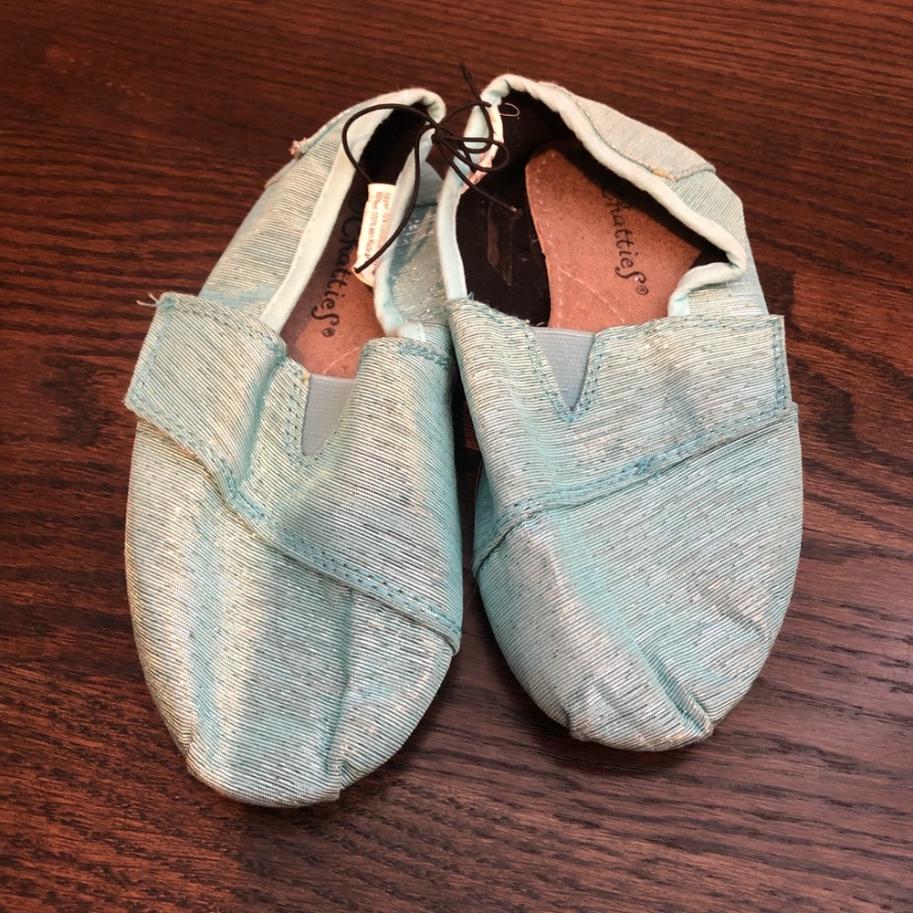 Chatties girls slip on show 11/12 nwot